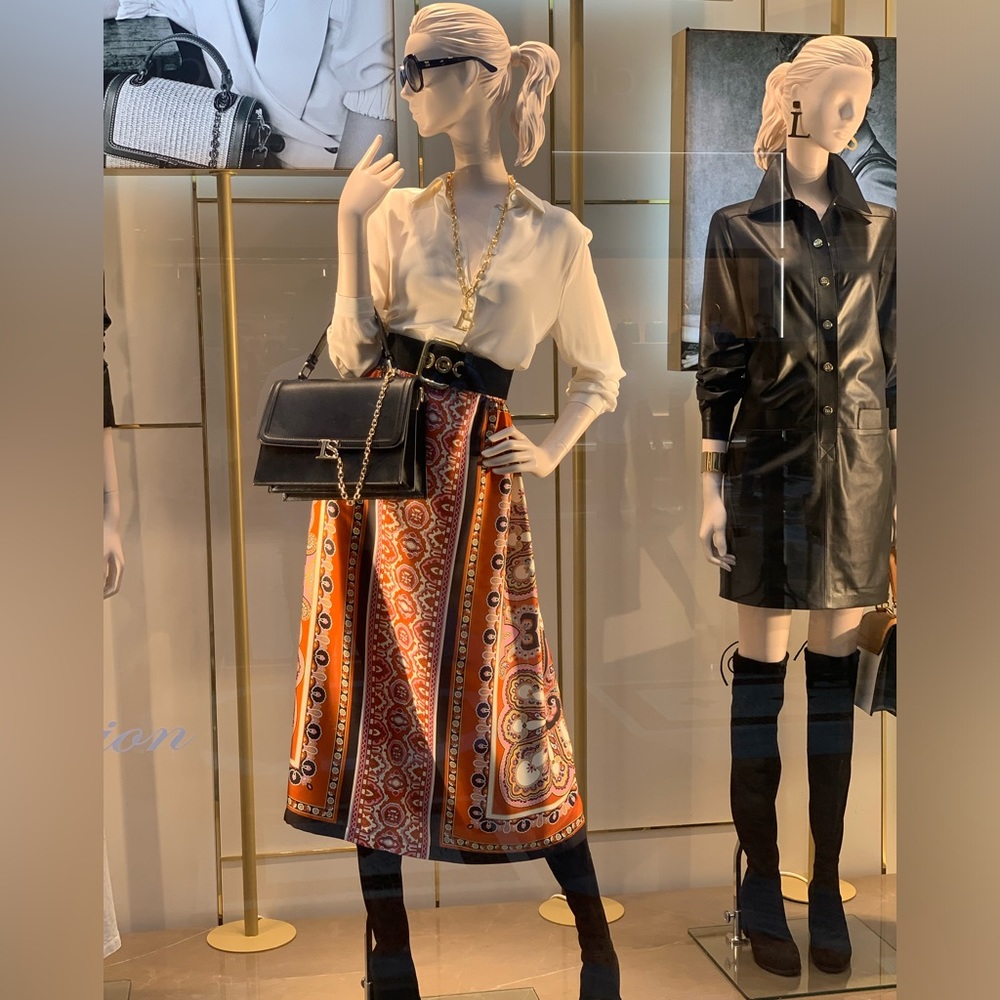 NWOT Luisa Spagnoli Foulard Print Skirt